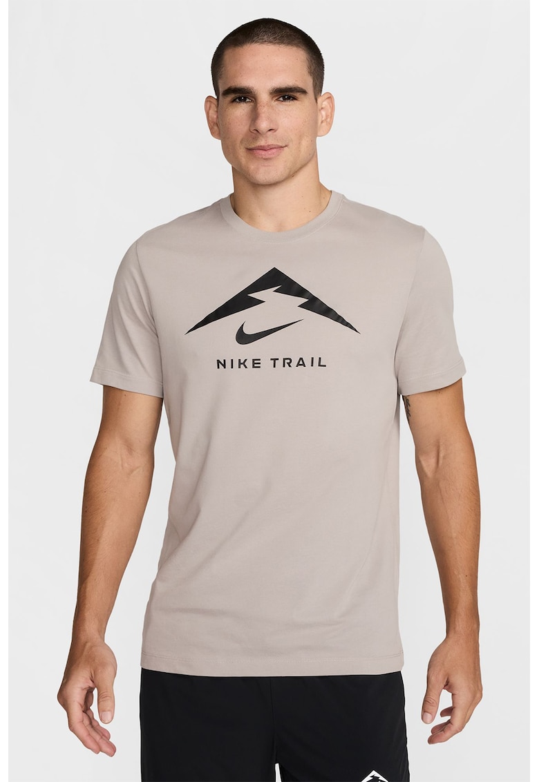 Tricou cu tehnologie Dri-FIT - pentru alergare Tricou cu tehnologie Dri-FIT - pentru alergare