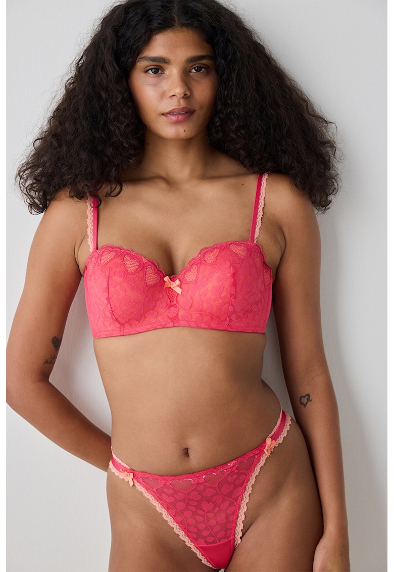 Sutien cu acoperire completa