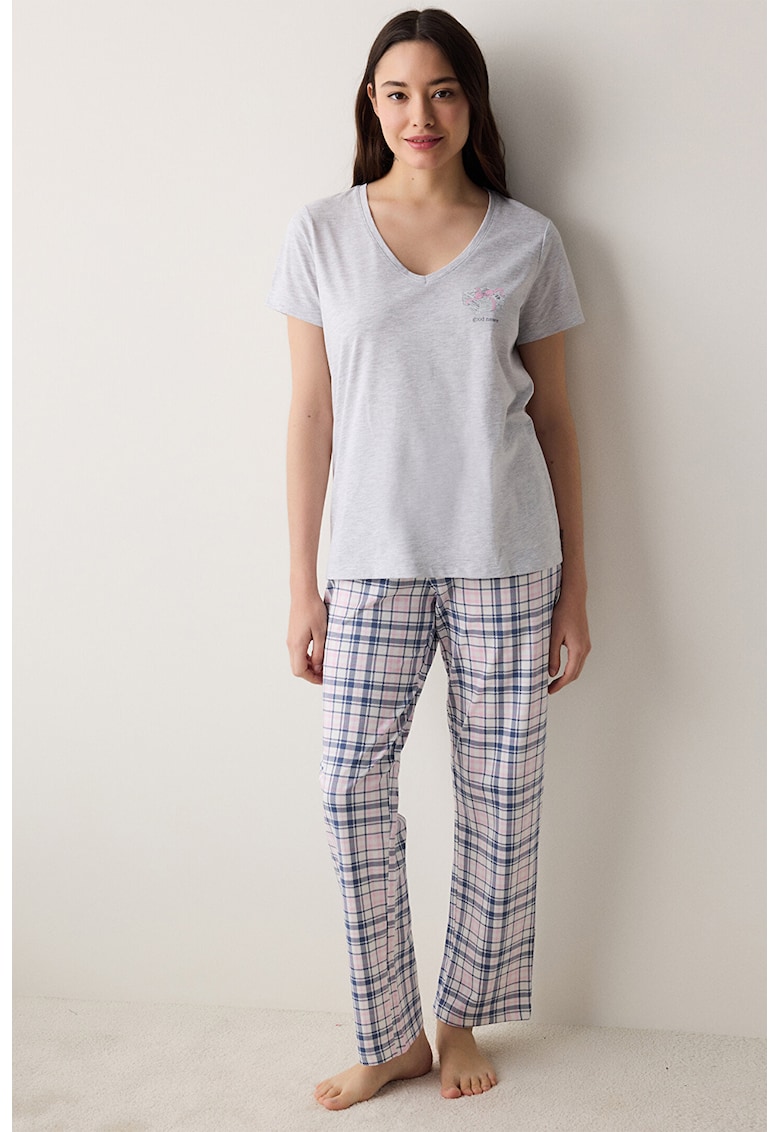 Pijama cu decolteu in V si imprimeu cu model in carouri