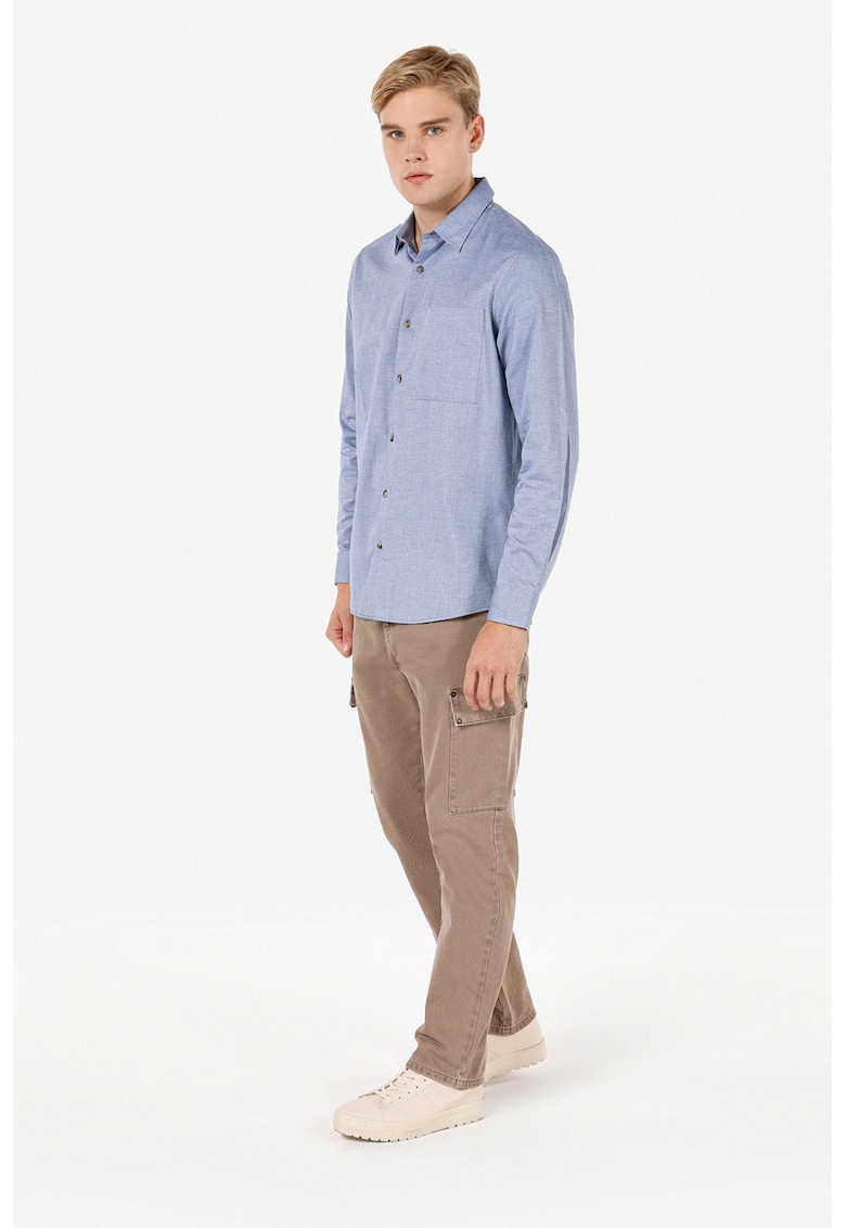 Camasa cu model uni si buzunar pe piept