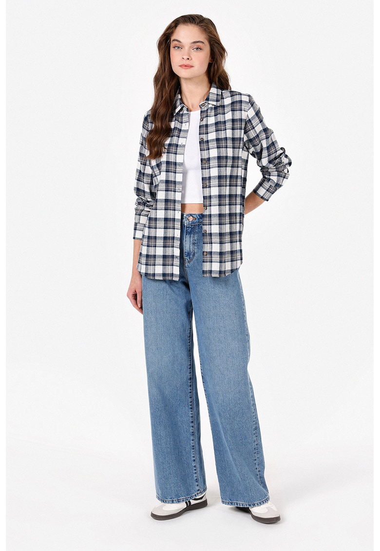 Camasa cu maneci lungi si model in carouri