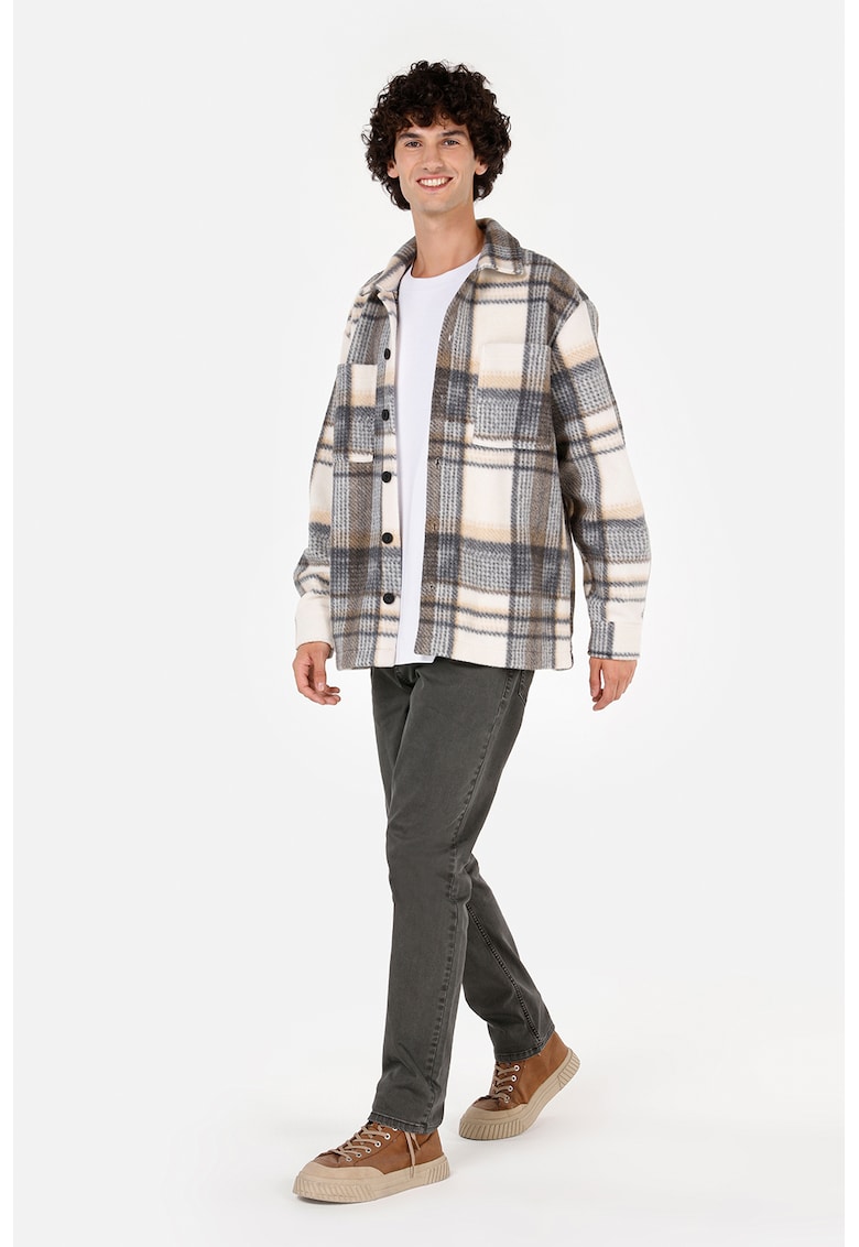 Jacheta in carouri cu nasturi