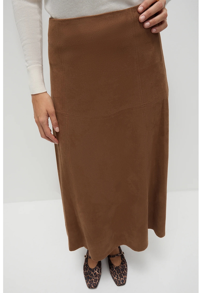Fusta lunga evazata cu talie medie