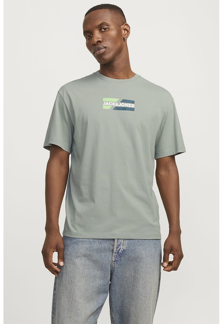 Tricou cu logo si decolteu la baza gatului