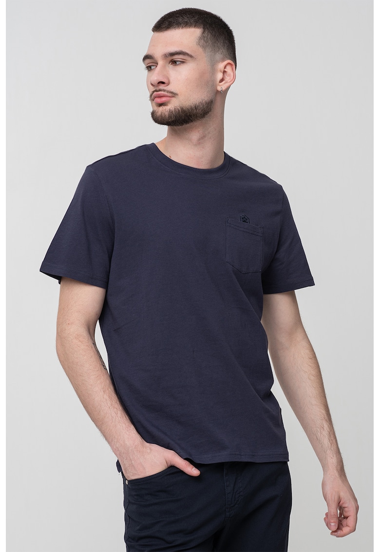 Tricou cu decolteu la baza gatului si buzunar pe piept