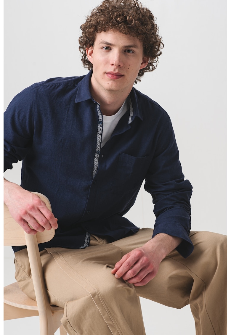 Camasa din amestec de in cu buzunar pe piept