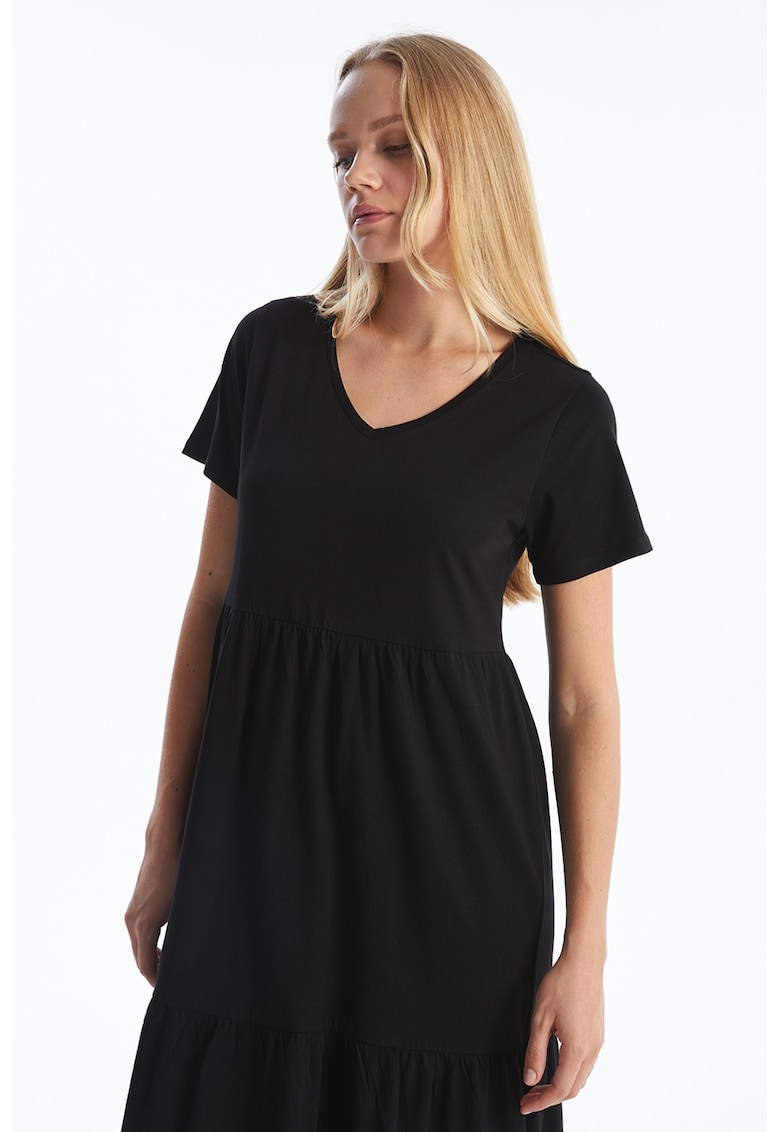 Rochie midi evazata cu decolteu in V - Negru