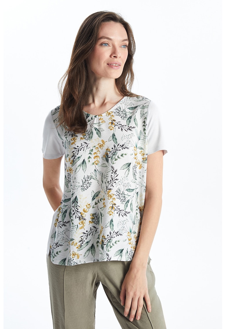 Tricou cu decolteu rotund si model floral