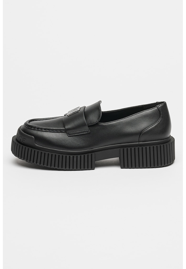 Pantofi loafer cu platforma si logo metalic - Negru