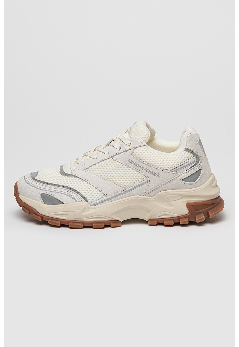 Pantofi sport din piele intoarsa cu segmente din plasa Pantofi sport din piele intoarsa cu segmente din plasa