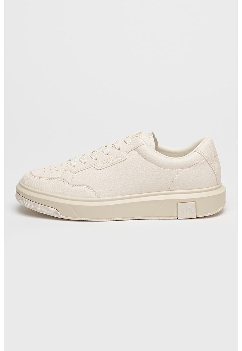 Pantofi sport low-cut de piele ecologica cu aspect granulat Pantofi sport low-cut de piele ecologica cu aspect granulat