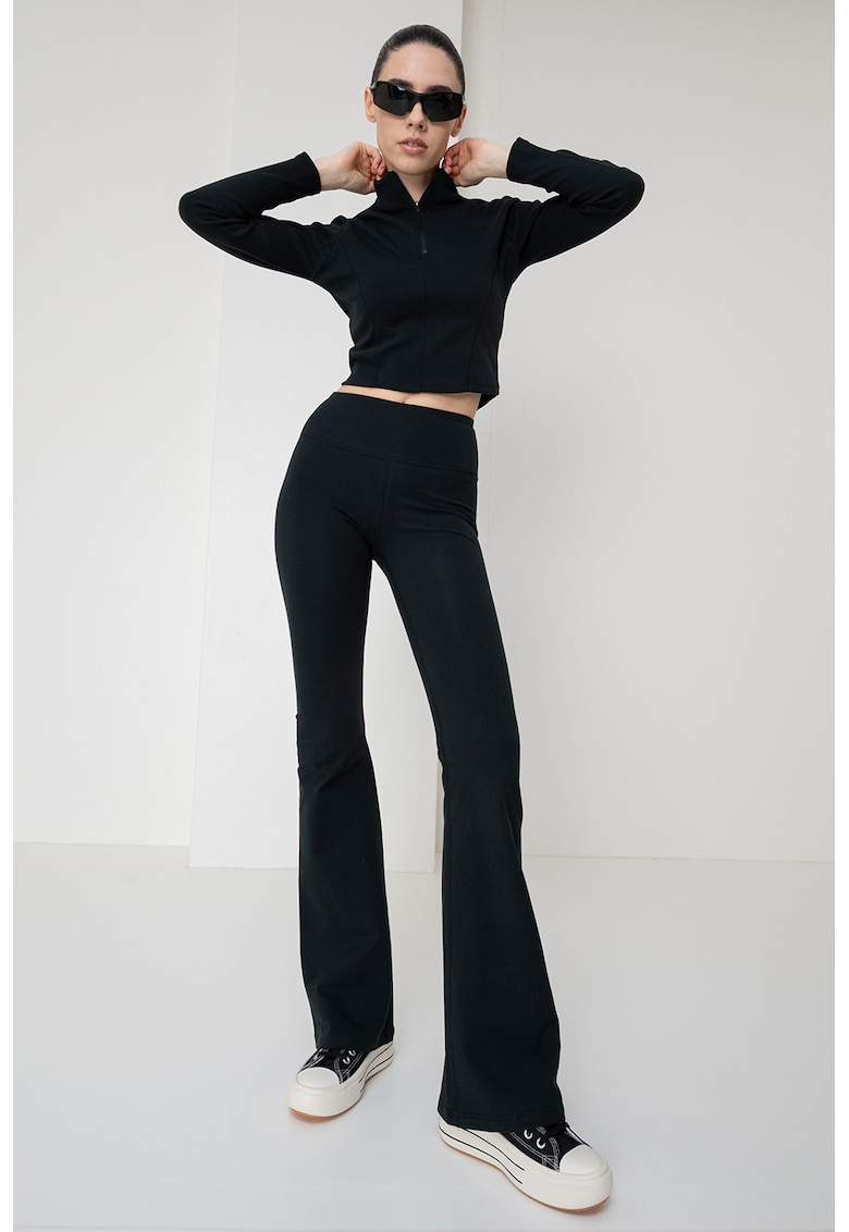 Bluza crop cu fenta cu fermoar