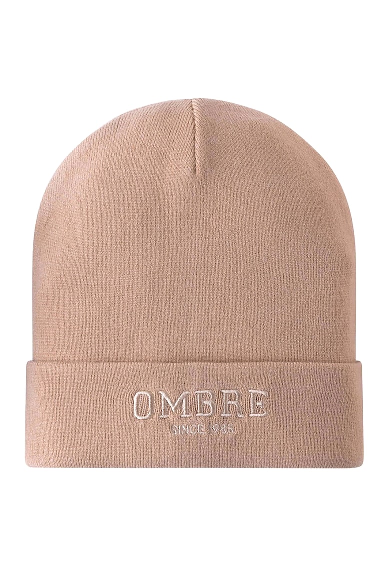 Caciula cu logo brodat