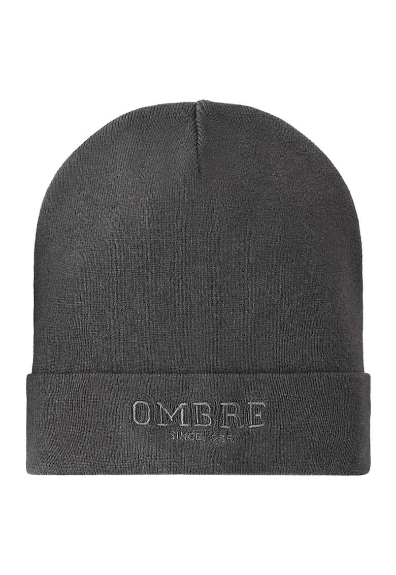 Caciula cu logo brodat