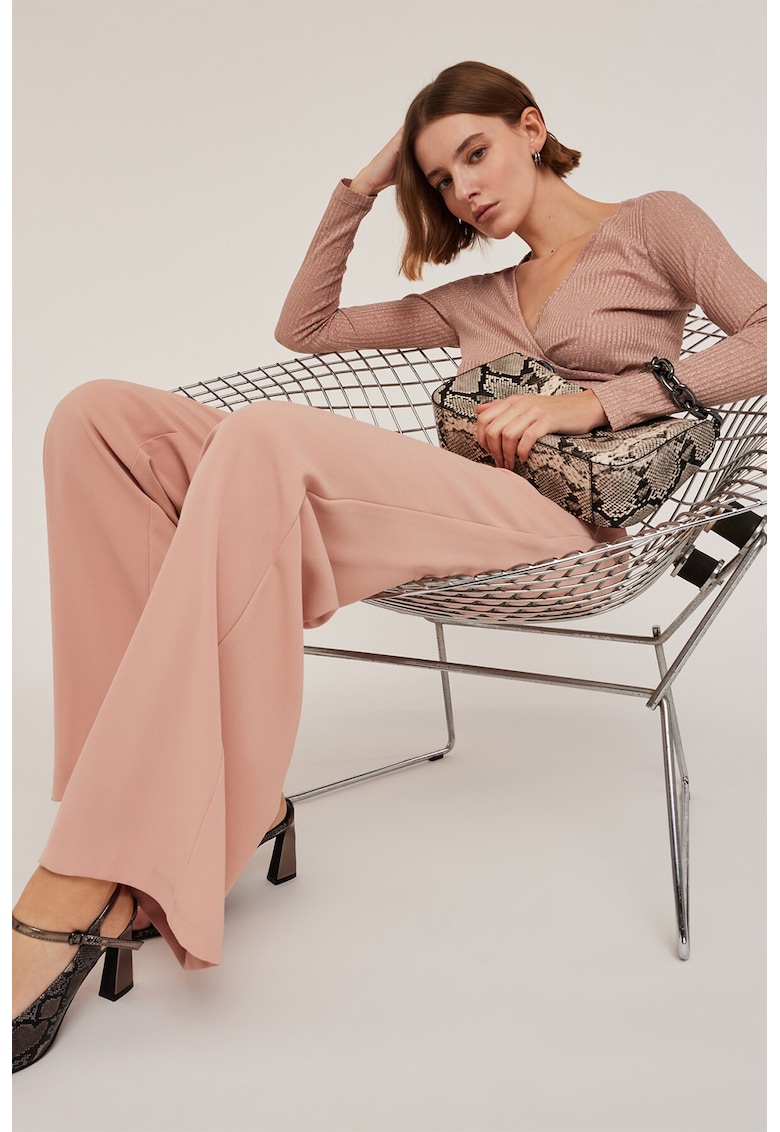 Pantaloni uni cu croiala ampla