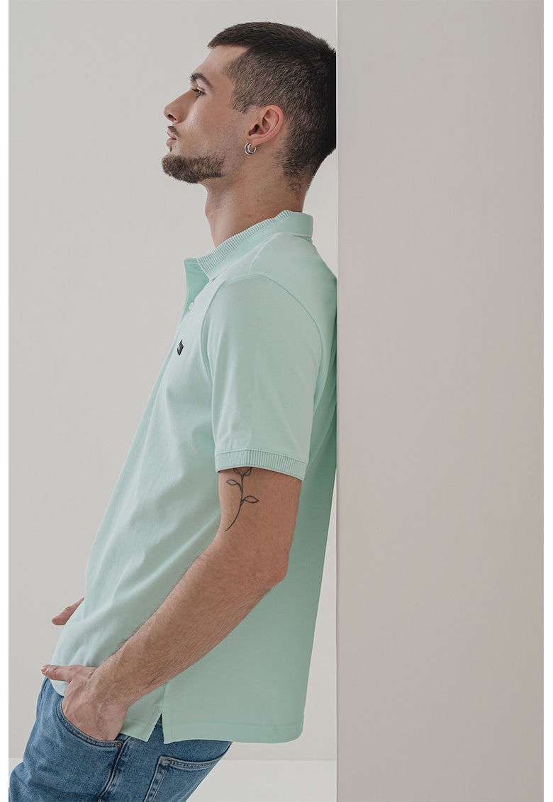 Tricou polo din amestec de bumbac organic cu logo discret - Alb/Albastru aquamarin