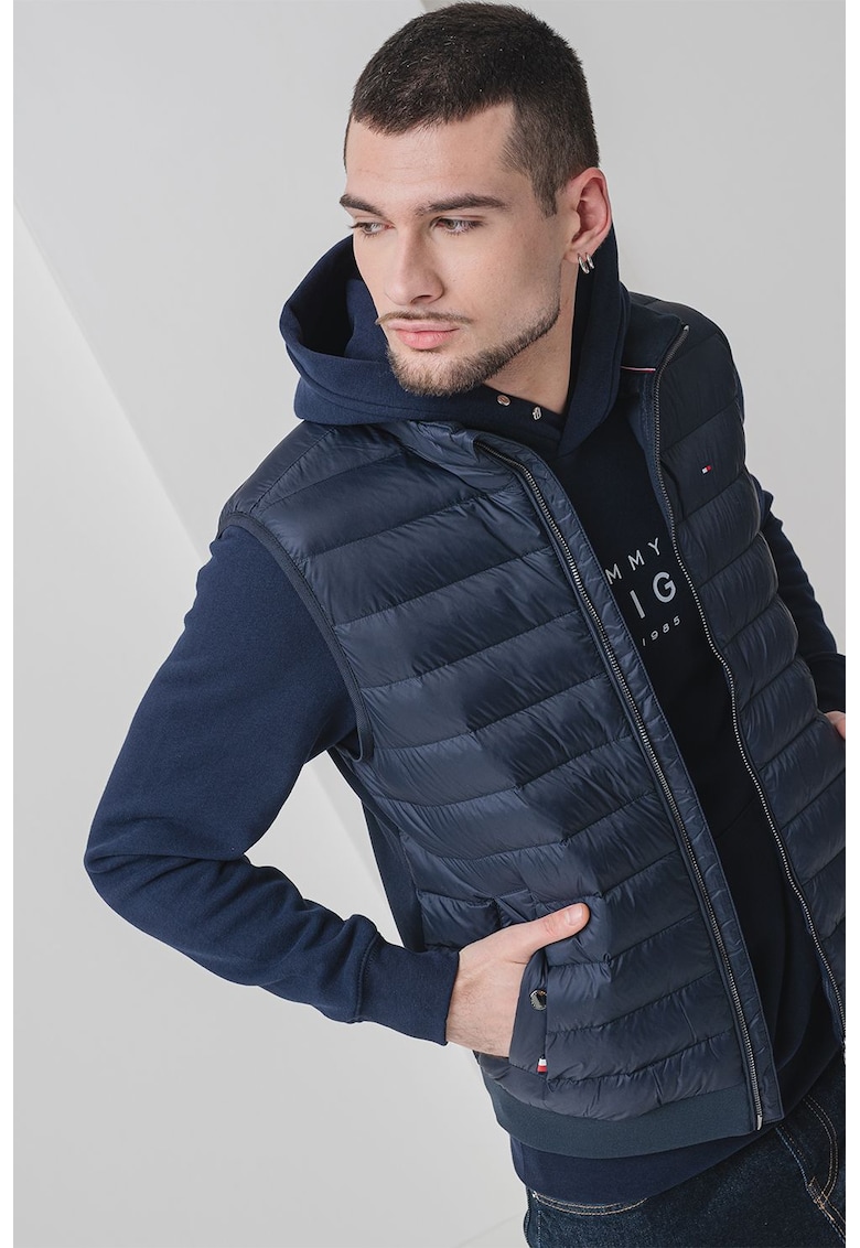 Vesta cu vatelina si guler inalt