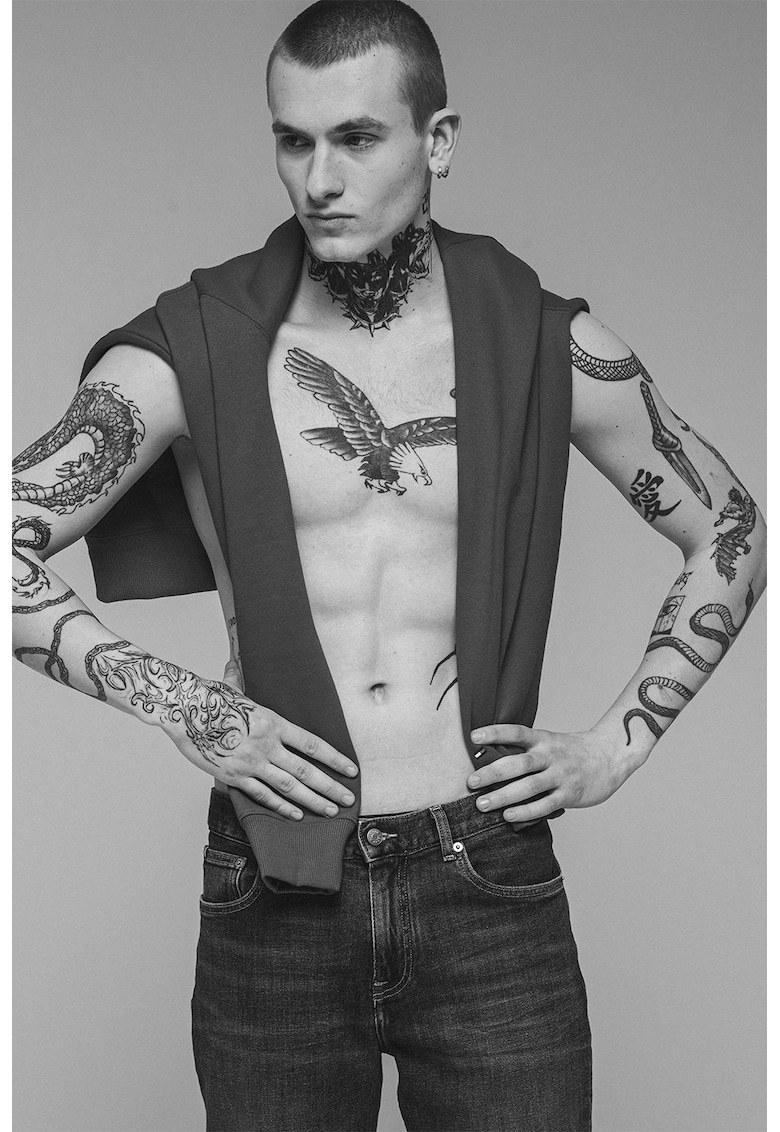 Hanorac cu logo si buzunar kangaroo