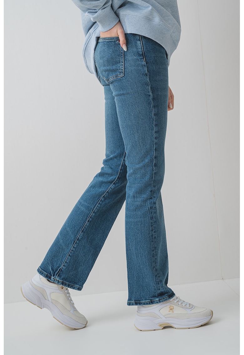 Blugi bootcut cu 5 buzunare
