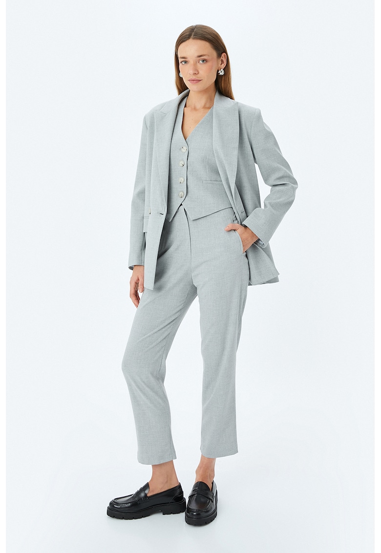 Pantaloni capri conici