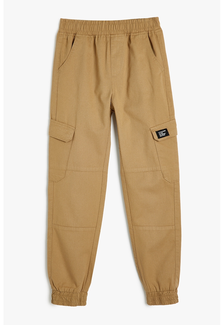 Pantaloni cargo conici