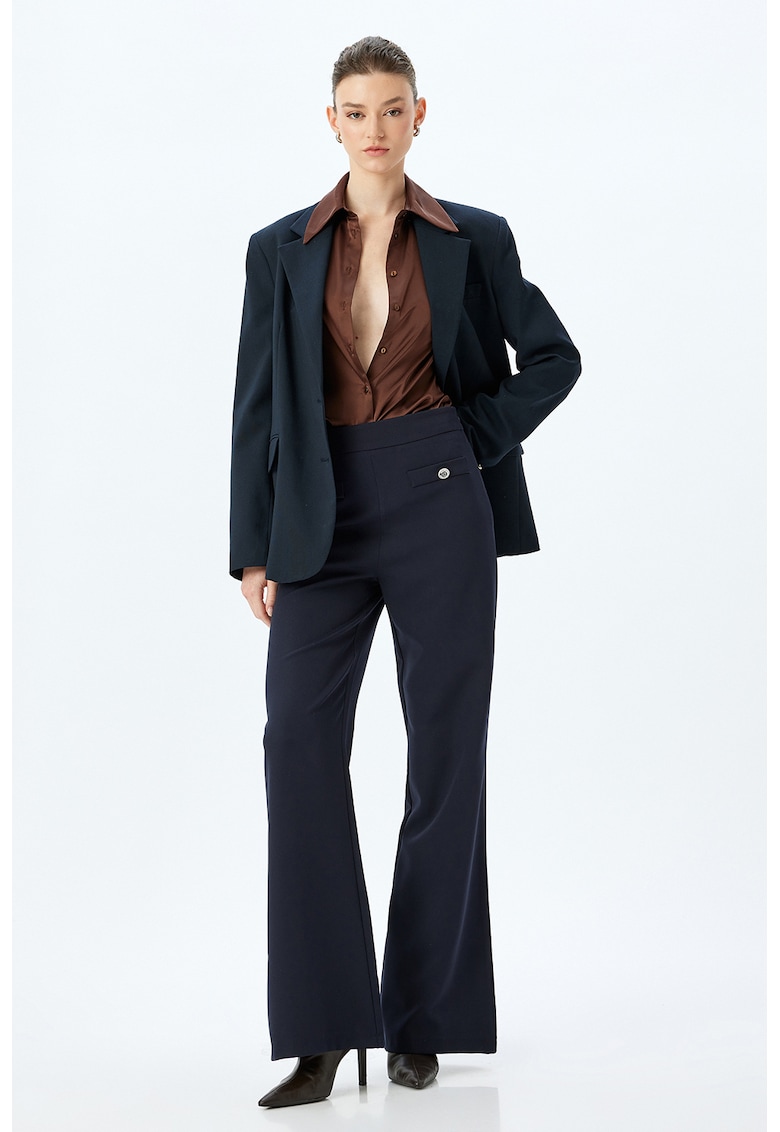 Pantaloni bootcut cu talie inalta