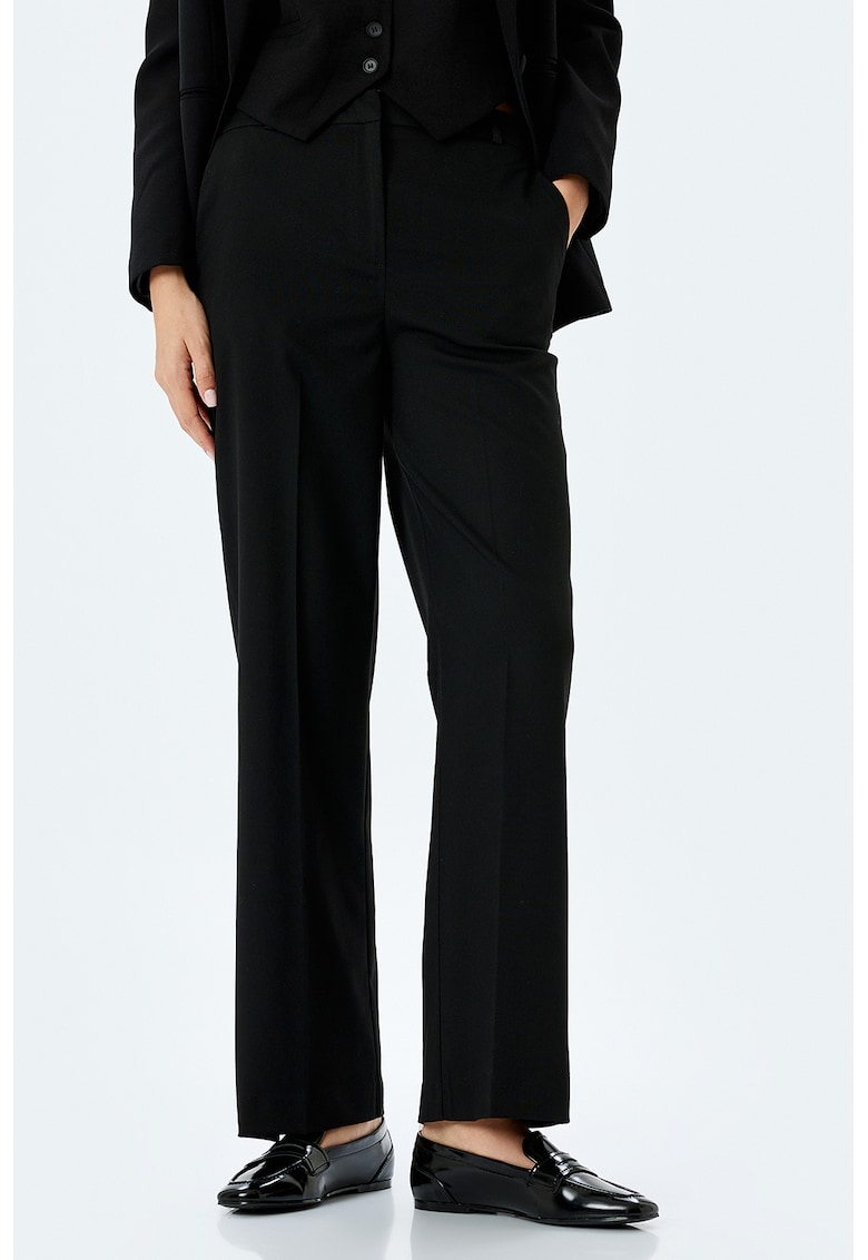 Pantaloni drepti cu talie inalta