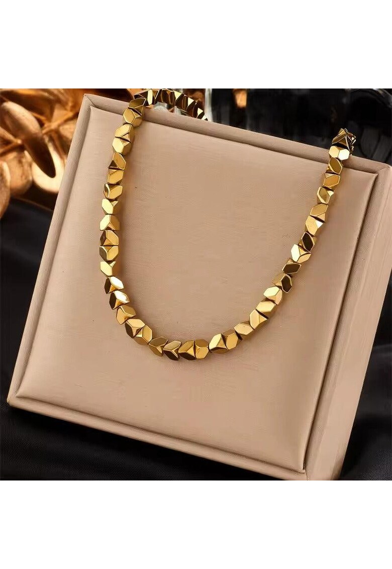 Colier auriu - din otel inoxidabil - cu piese geometrice - suflat cu aur 18k - Thyre C2