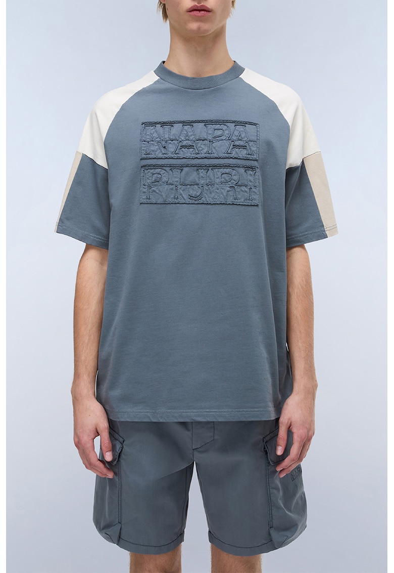 Tricou cu decolteu la baza gatului si imprimeu