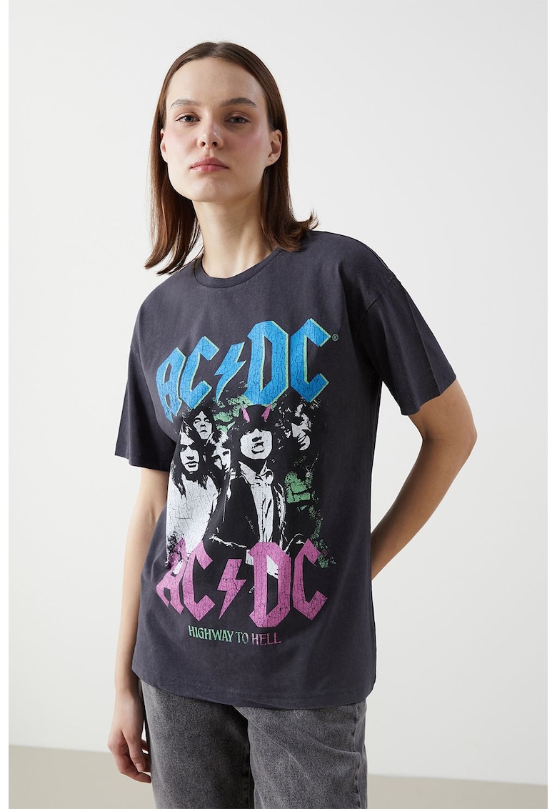 Tricou cu imprimeu si aspect decolorat