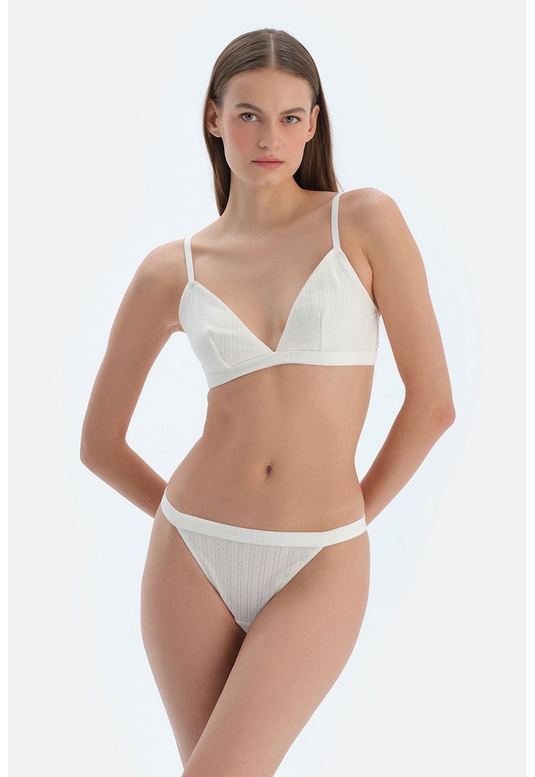 Chiloti tanga cu model uni