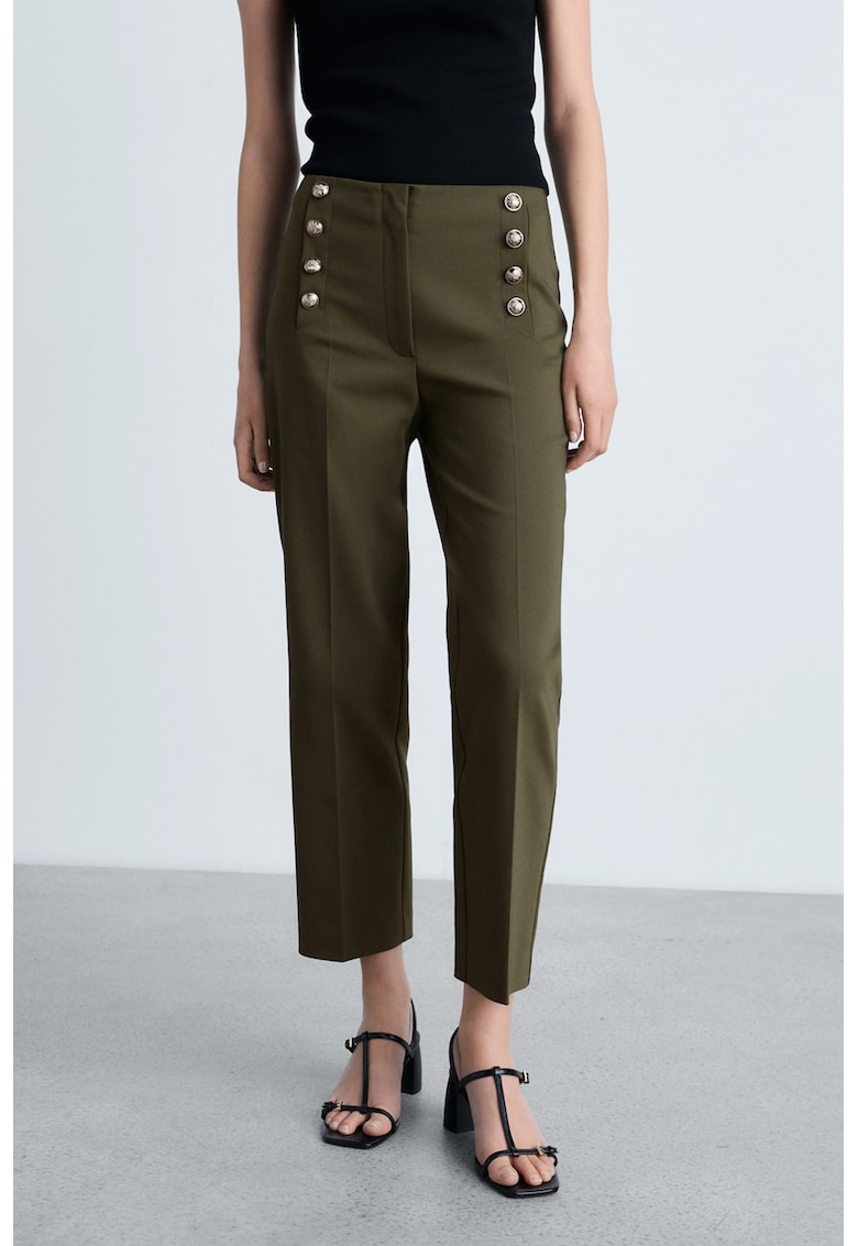 Pantaloni drepti cu nasturi decorativi