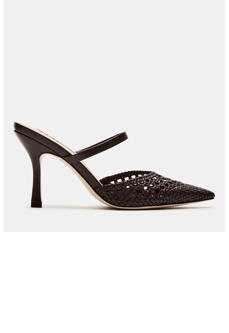 Papuci cu toc si model impletit