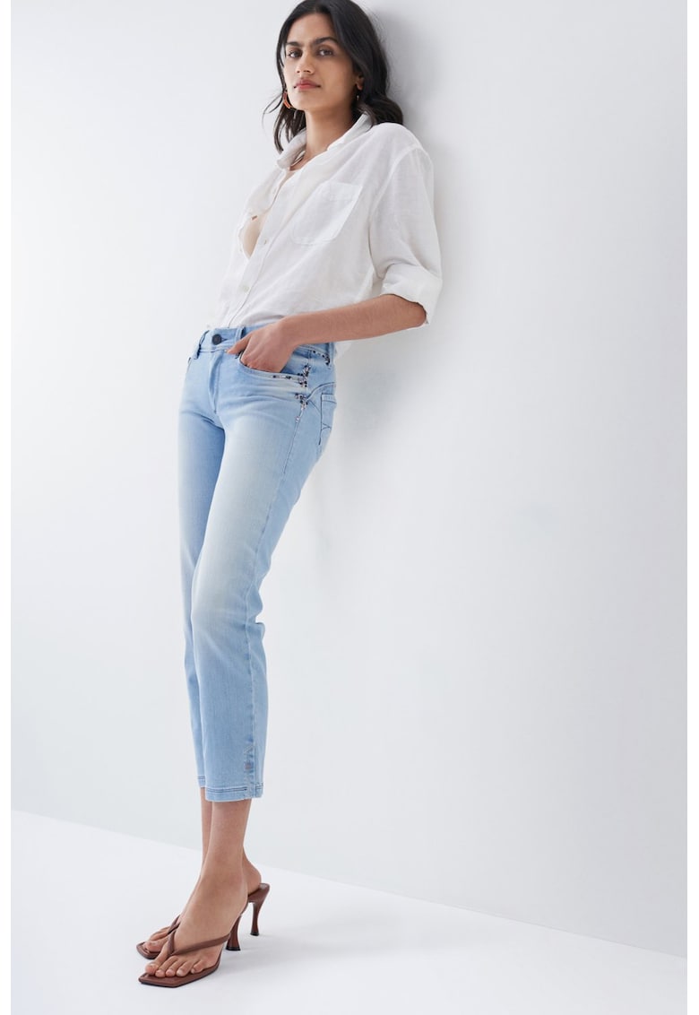 Blugi crop cu croiala dreapta si talie medie Blugi crop cu croiala dreapta si talie medie