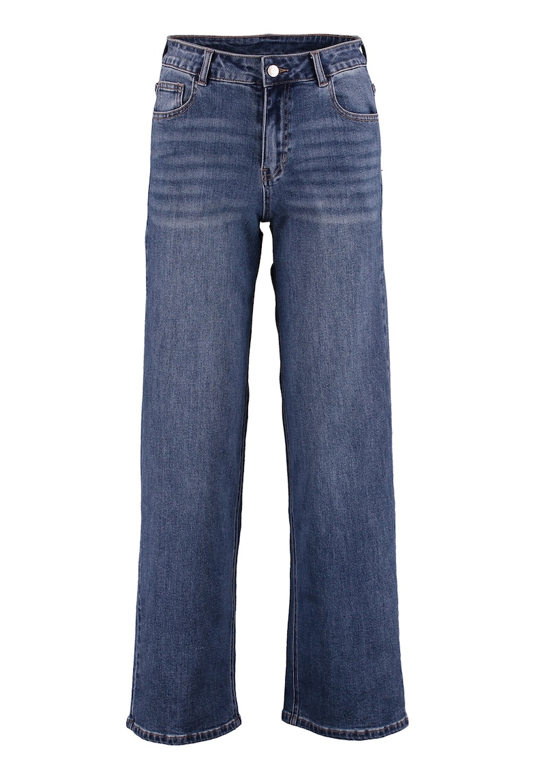 Blugi cu croiala ampla si talie inalta