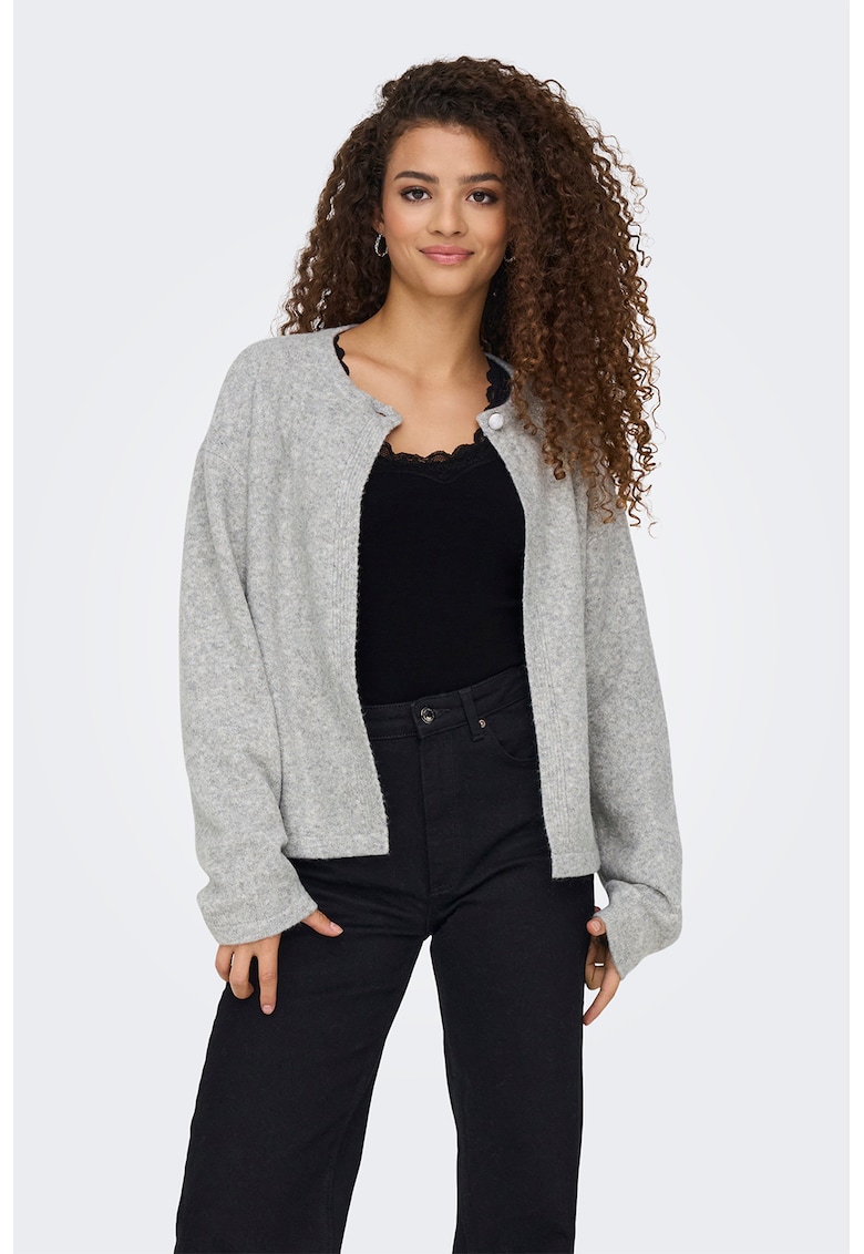 Top cu garnituri de dantela