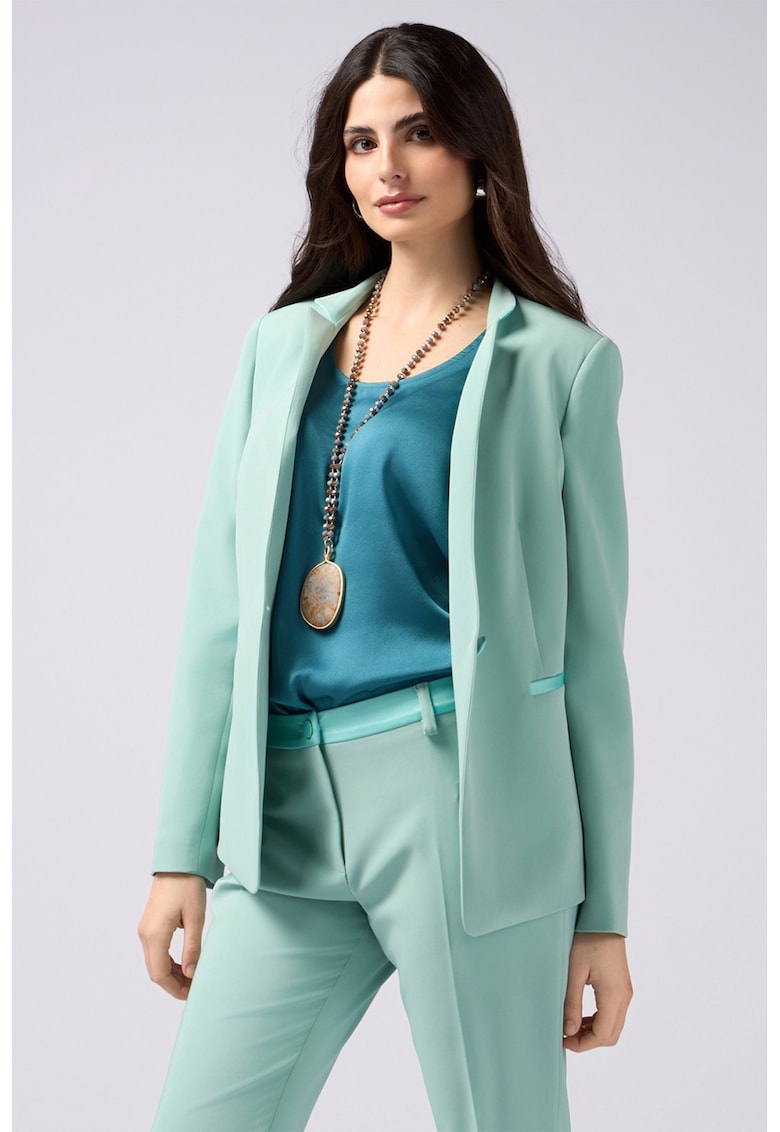 Sacou cu detalii din satin