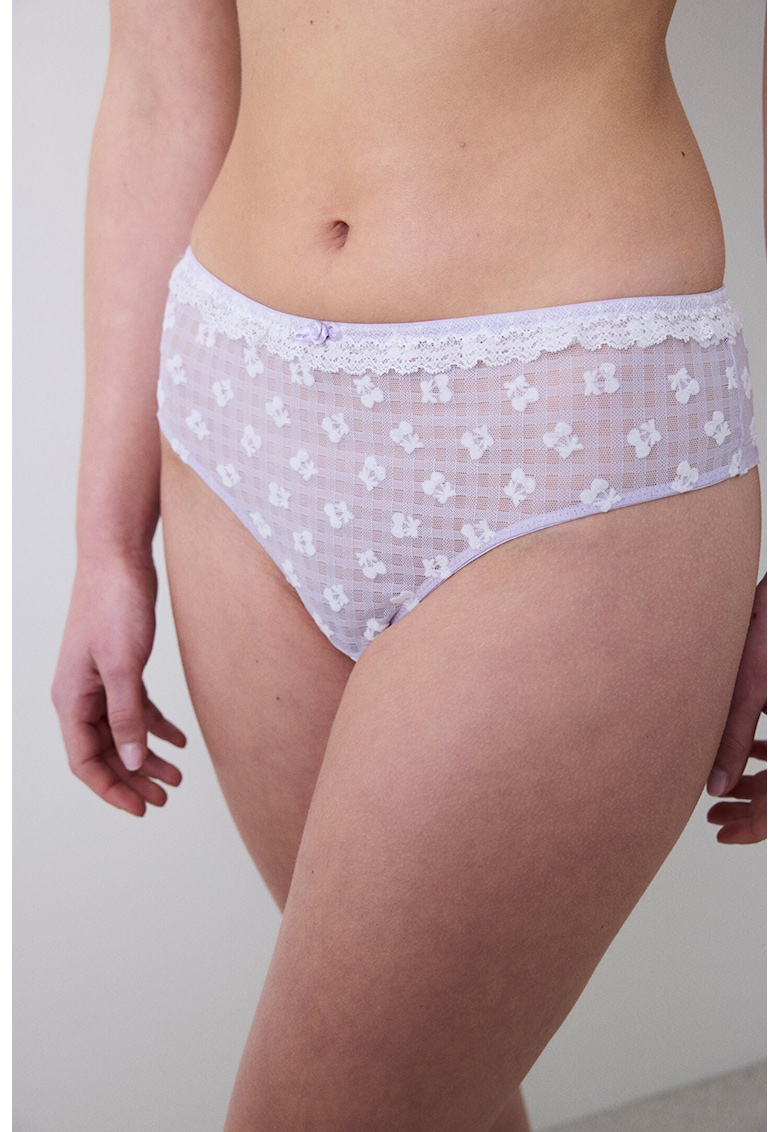 Chiloti cu garnituri de dantela