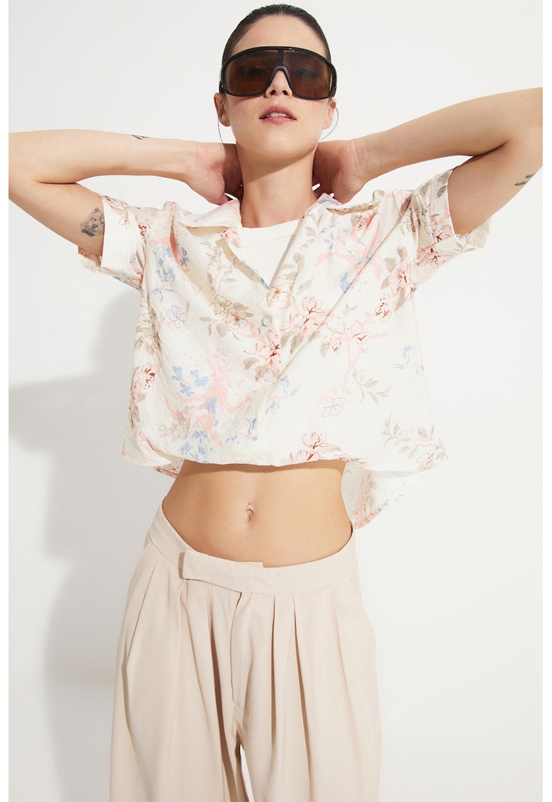 Camasa cu model floral