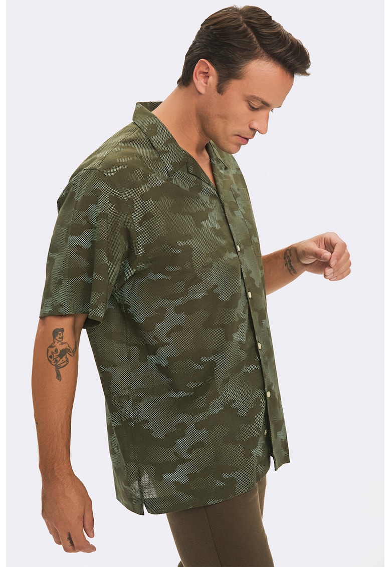 Camasa cu imprimeu si maneci scurte