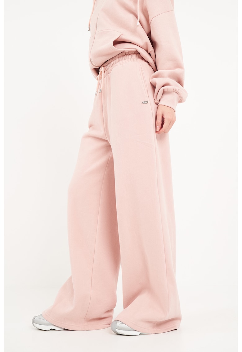 Pantaloni de trening cu croiala ampla si snur de ajustare