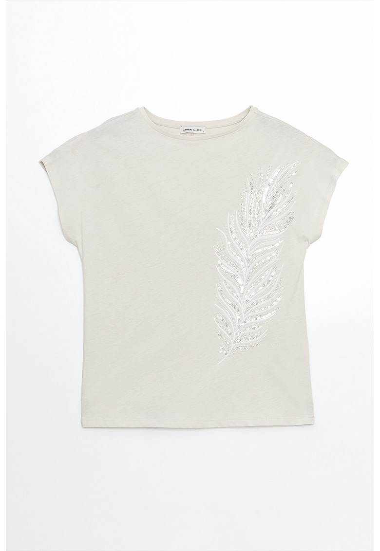 Tricou cu aplicatii cu paiete