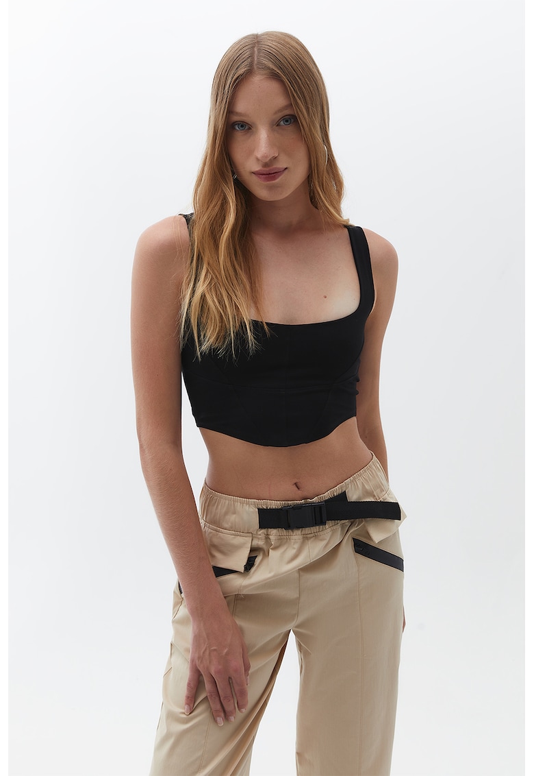 Top crop cu model uni