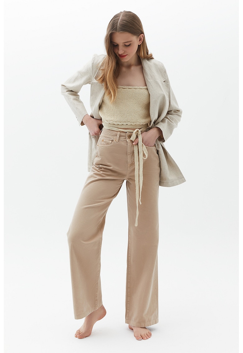 Blugi cu croiala ampla si talie inalta - Crem