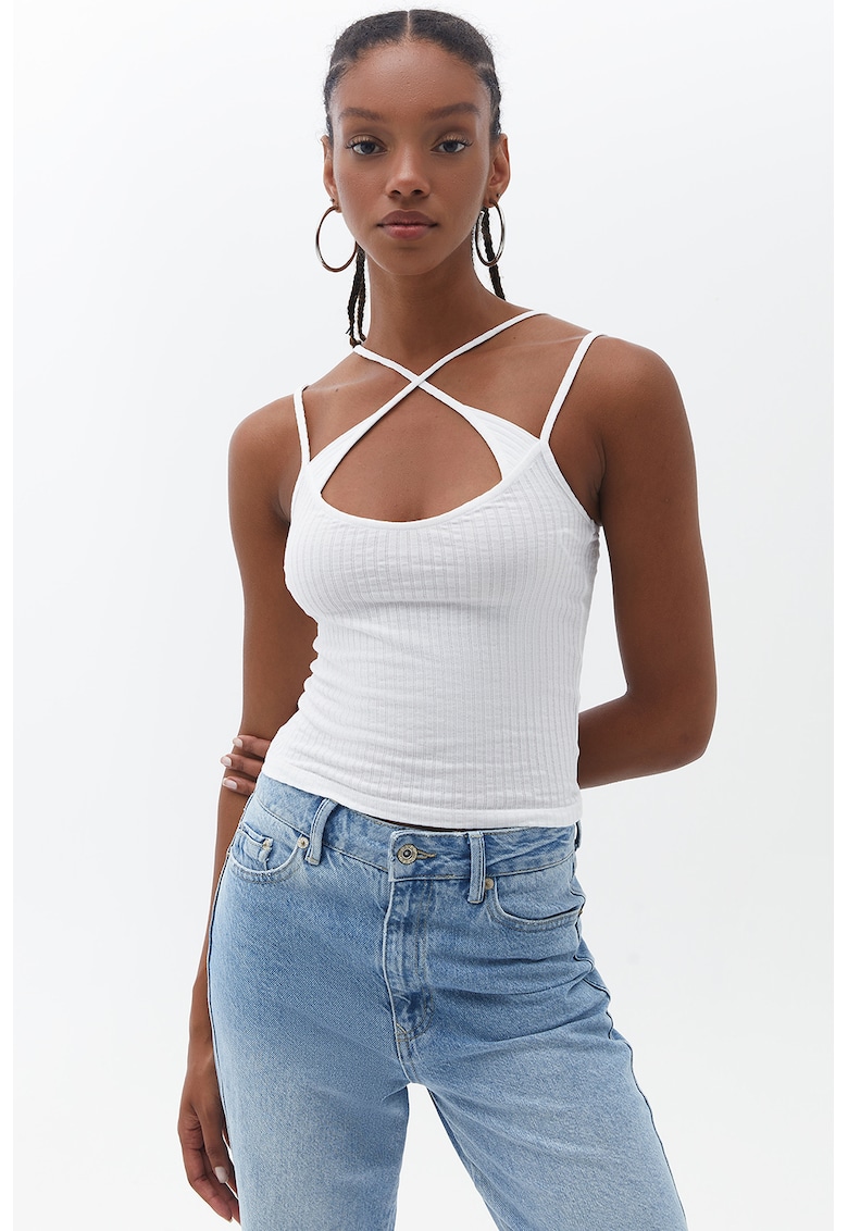 Top cu bretele incrucisate Top cu bretele incrucisate