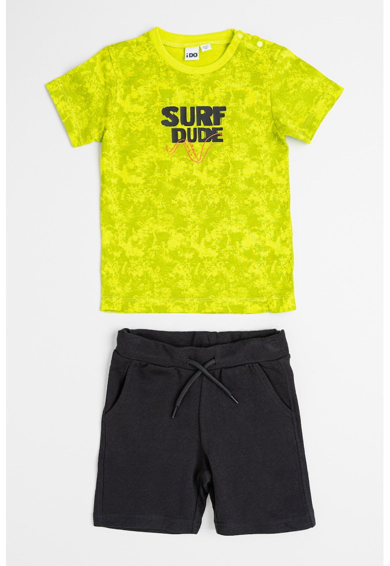 Set de tricou si pantaloni scurti cu imprimeu - 2 piese Set de tricou si pantaloni scurti cu imprimeu - 2 piese