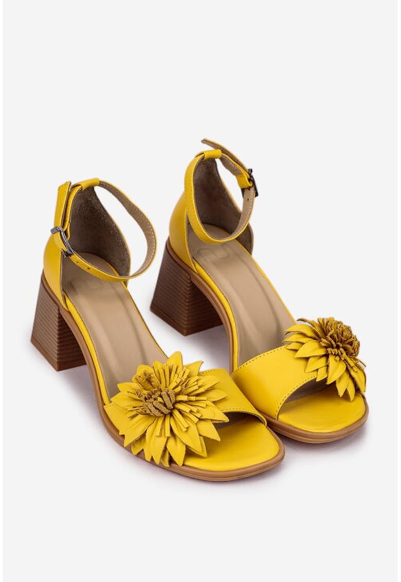 Sandale dama galbene din piele cu ornament floare
