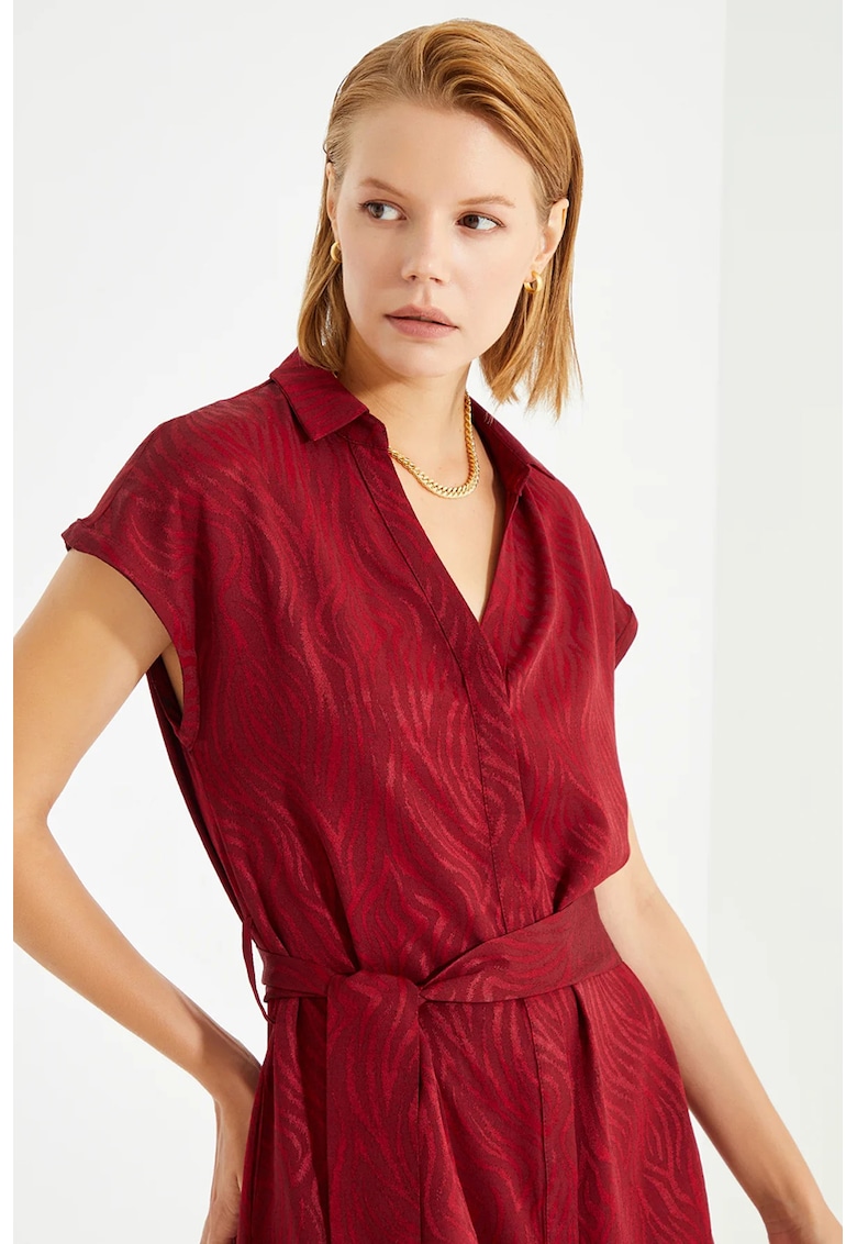 Rochie midi cu croiala in A si model