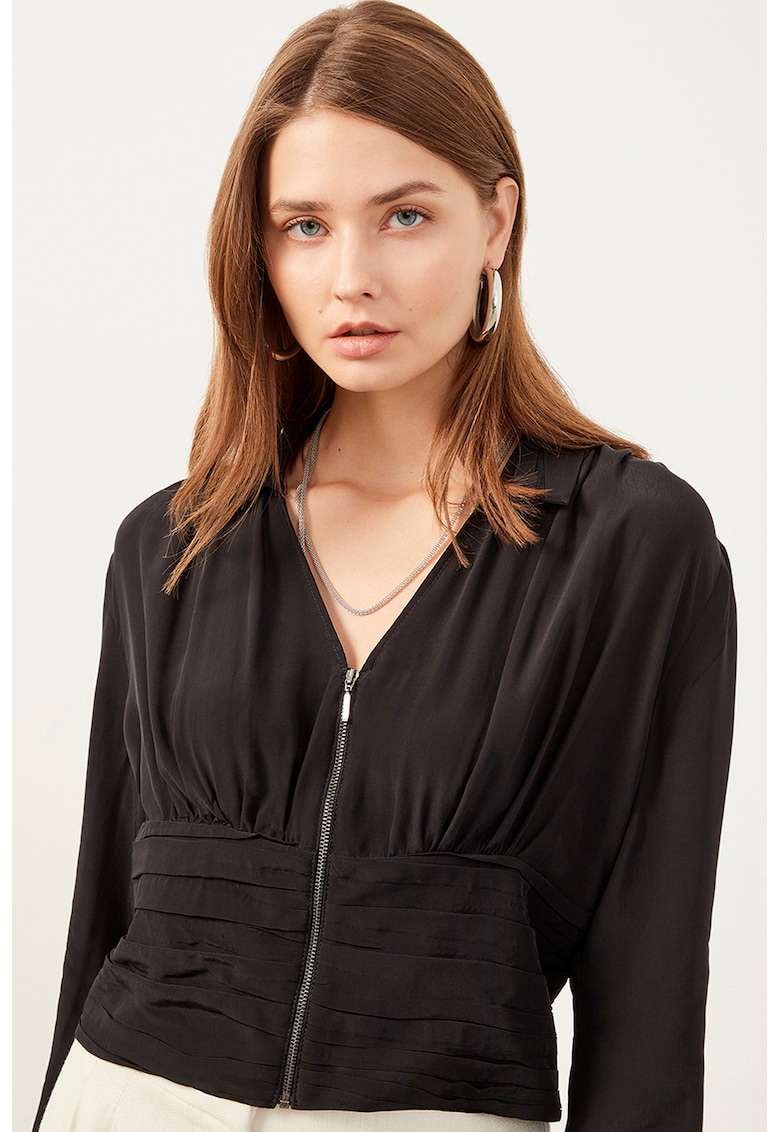 Bluza cu decolteu in V si fermoar