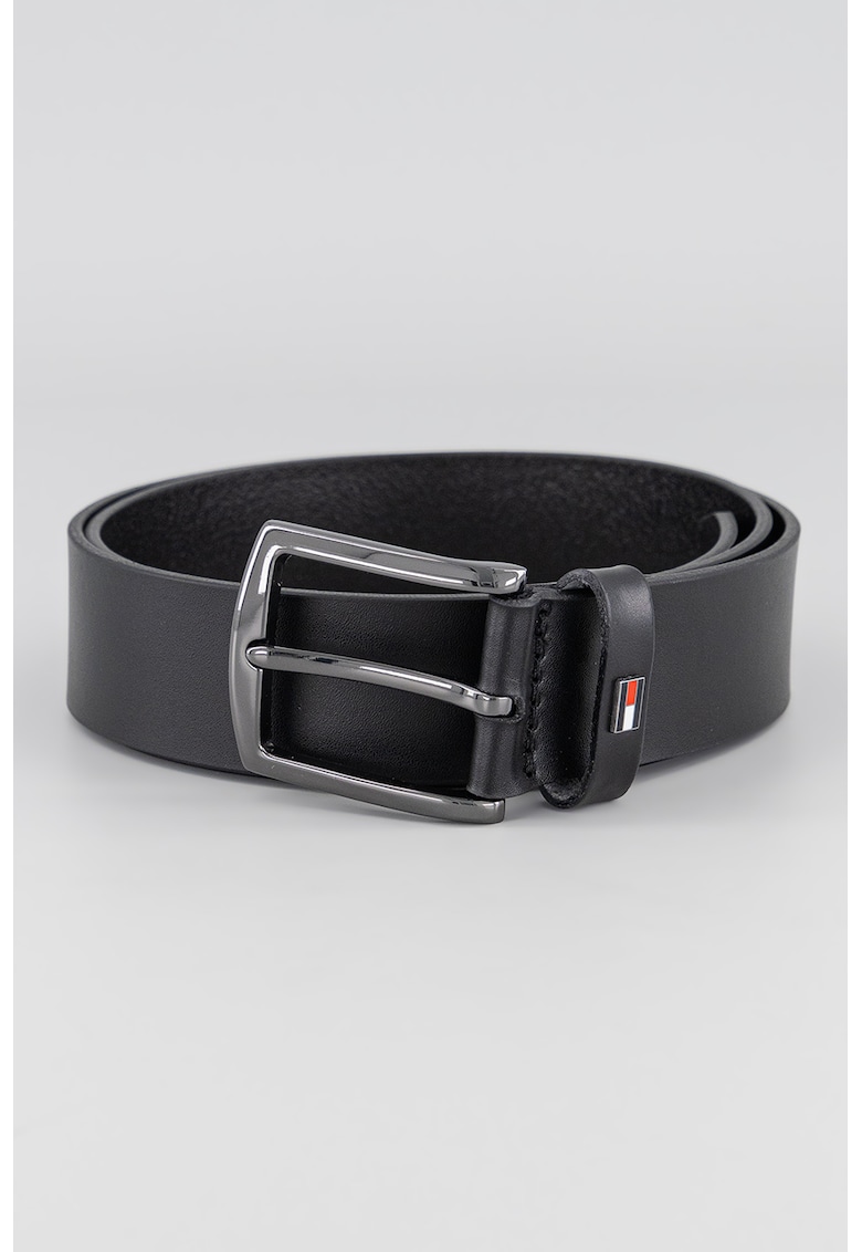 Curea de piele cu catarama metalica